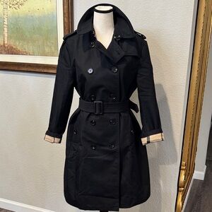 Authentic Burberry Classic Black Trench Coat
